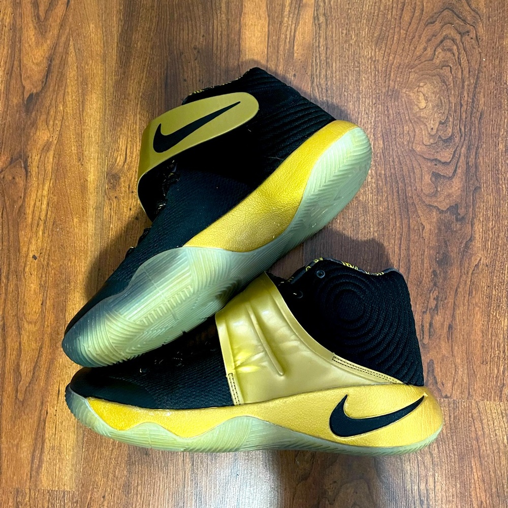 NIKE KYRIE 2 "FINAL GAME 7", Men